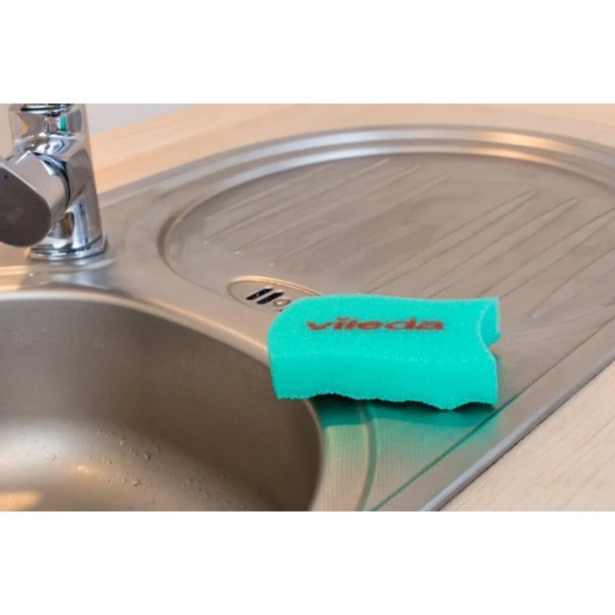 V4HA1361F21D3F17F949DF7318C6499FD34R4058607P4