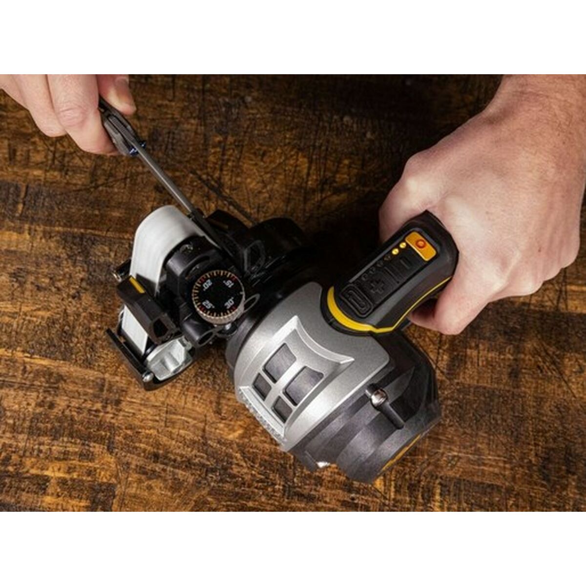 V3HEB1E34215E98CAE26BF55264F87D6CD7R6649561P4