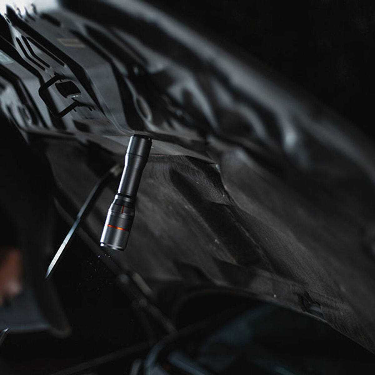 V6H3832CB1C8F987B559B1F8BF0302ACDB1R4107359P8