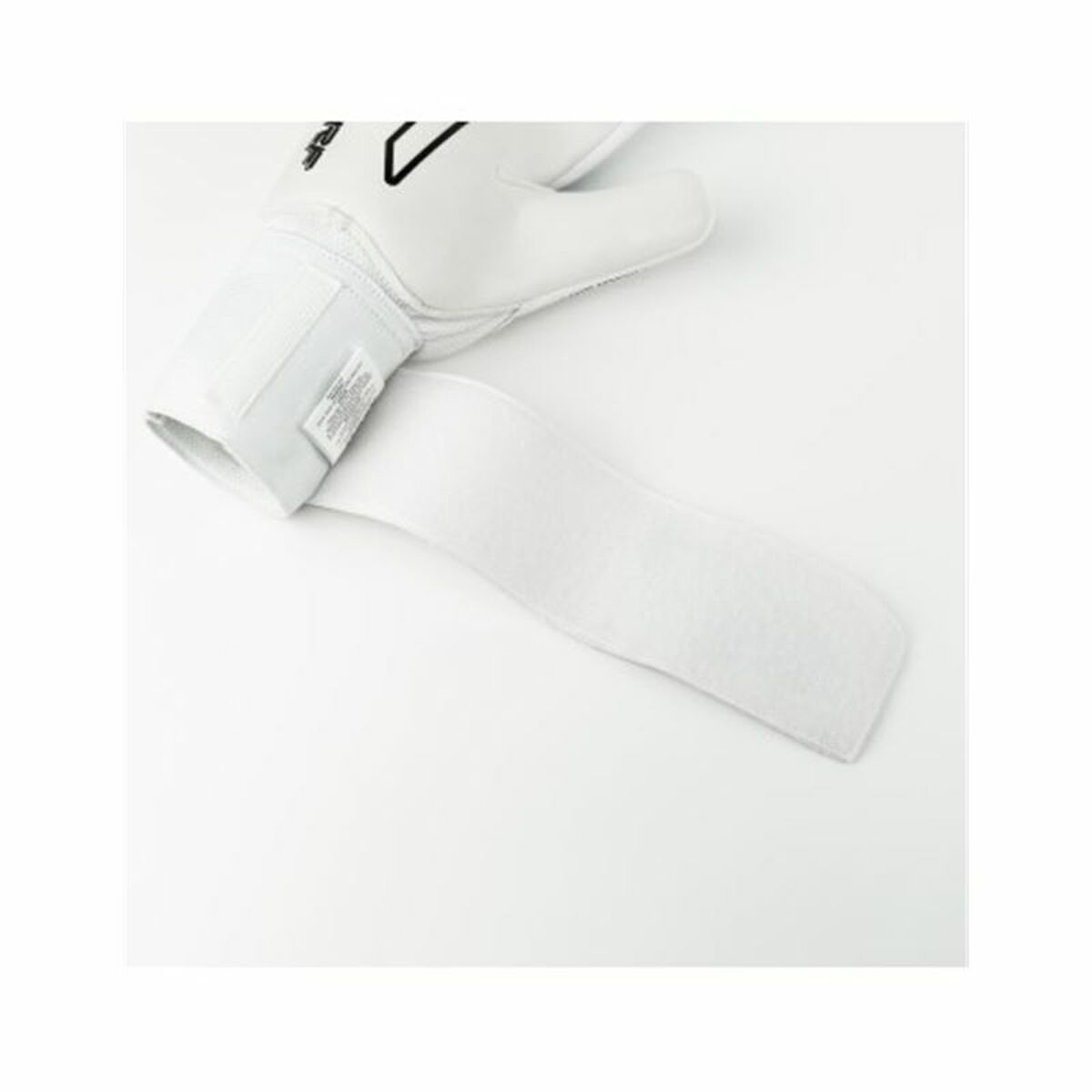 V3H73C1044C4526A1A92111DE14A18D3CA7R6134947P5