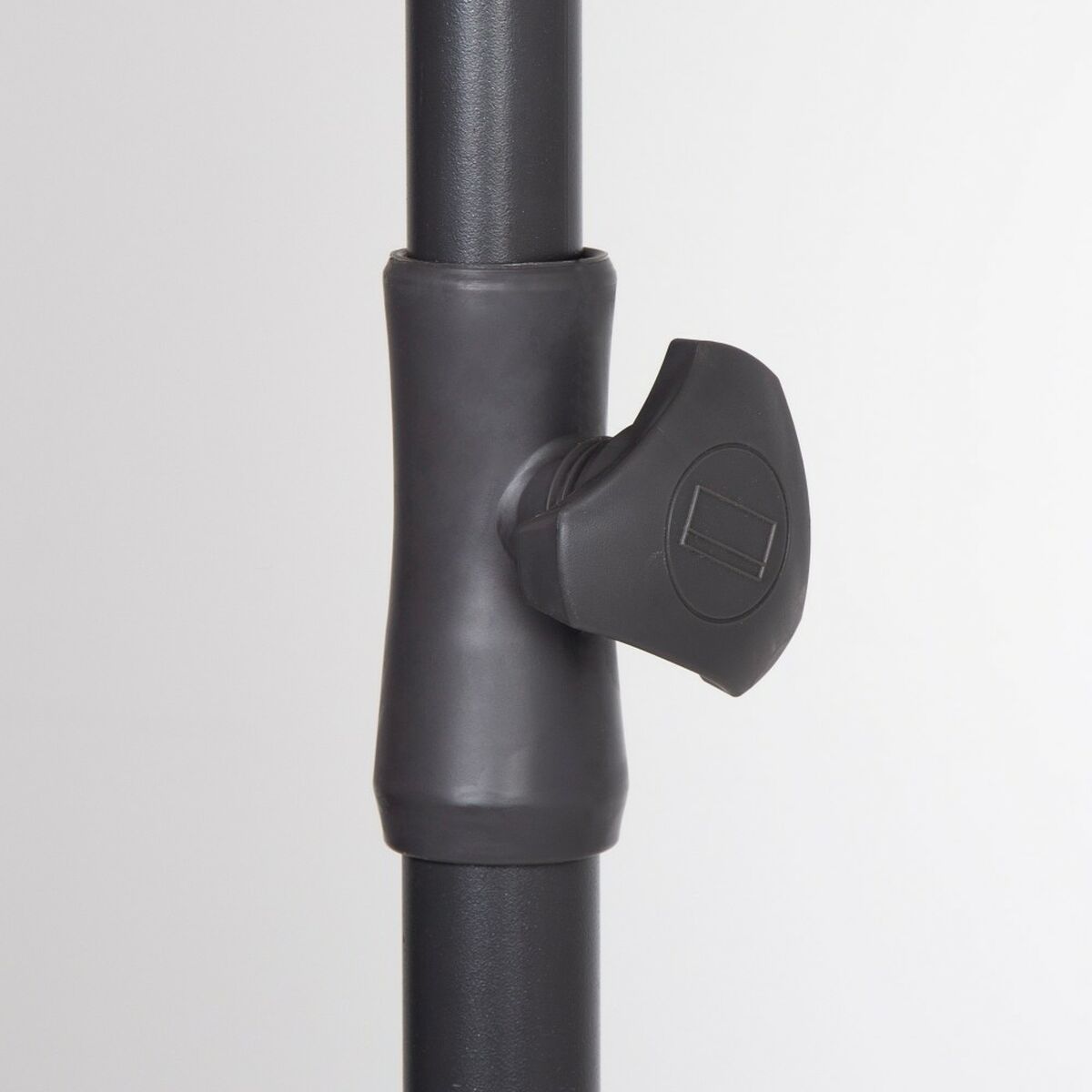 V5HB4A3C8ED6D2C3D24FEC2ADCC31B2D18DR5712492P5