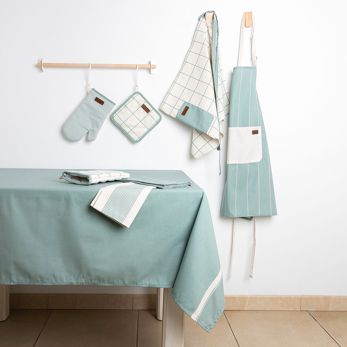 V5HB768B5A8BEAD5E7FF4F4611BFFDD8B06R6443716P2