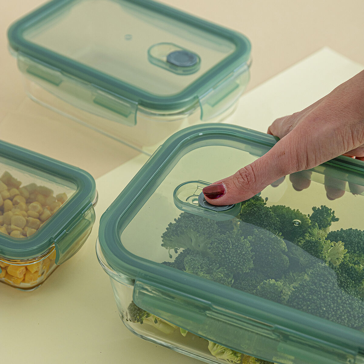 V3HD59FEAADC5E669A19D81E267F4E6C516R6238620P4