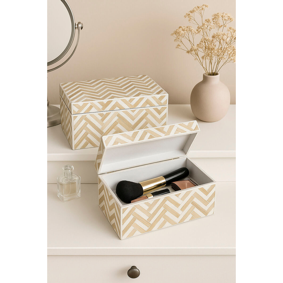 V4HB984434F6E00A0E28116962F1AB1FE61R7197777P2