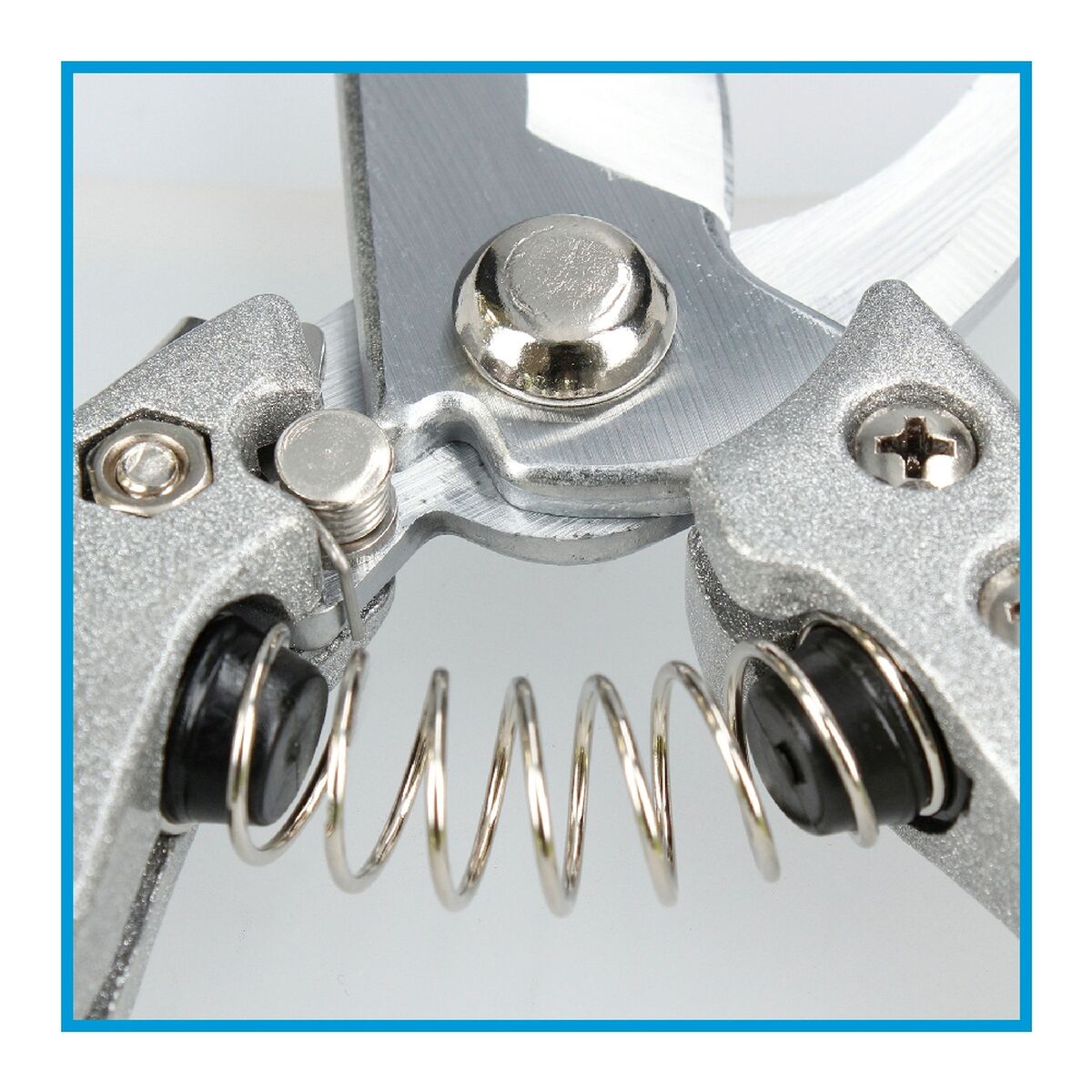 V10HE97F33FB25AA000EE294A16DBBDEC893R3432898P6