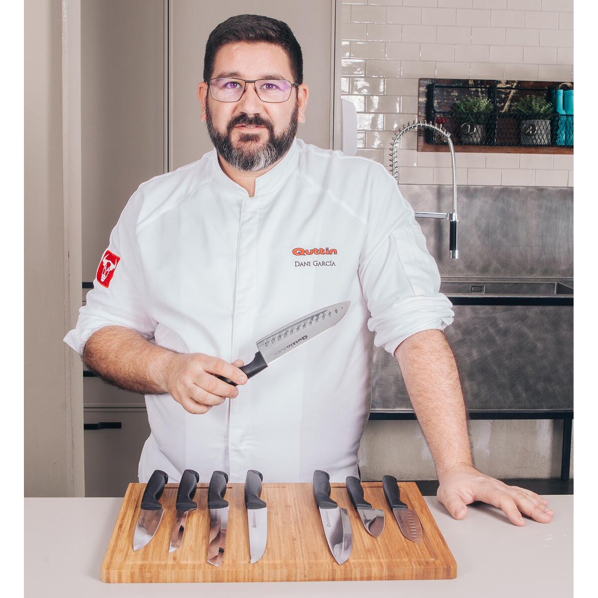 V6H22001C01E182AAEF6F030EF898FD30B7R5479394P3