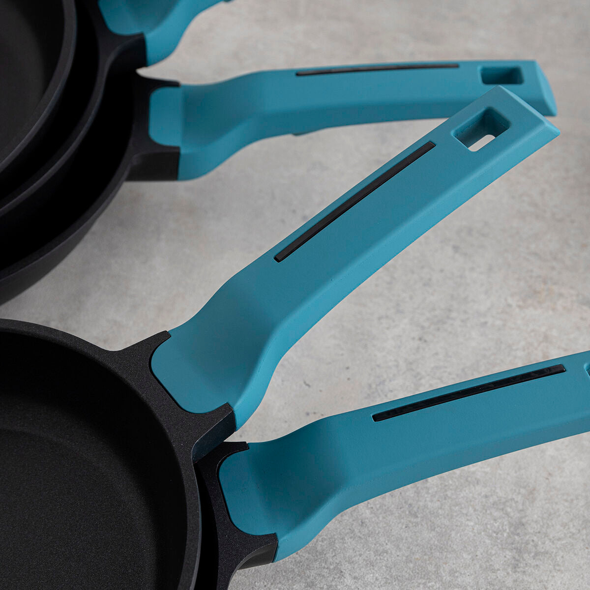 V4H0D5B0ACAF657E19AAB4A2EF5832B9F83R6365394P4